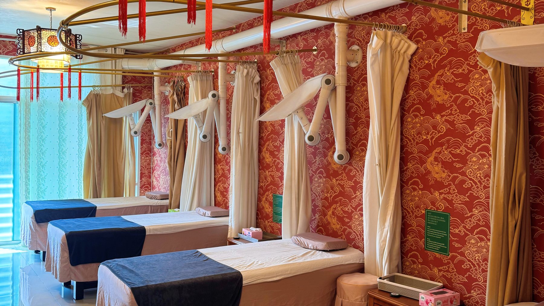 Calm Treatment Space - Jiutian Traditional Chinese Medicine Clinic
